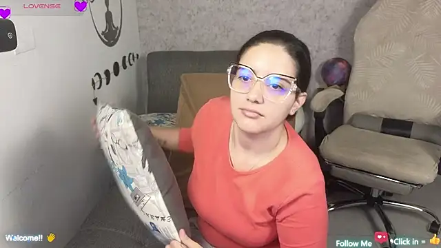 Snapshot of blue__moon_ chatting on 11, 3, 2025 blue moon online show from 11, 3, 2025