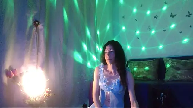 ElysaSun online show from 19, 4, 2026