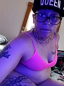 Snapshot of Sluttycatwomen chatting on 17, 3, 2026 Sluttycatwomen online show from 17, 3, 2026