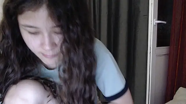 Riz girl online show from 8, 9, 2025