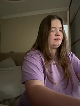 remirann  online show from 14, 12, 2024