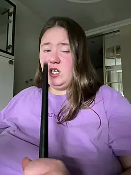 remirann  online show from 4, 1, 2025