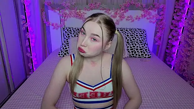 LilyStarlight online show from 20, 4, 2026