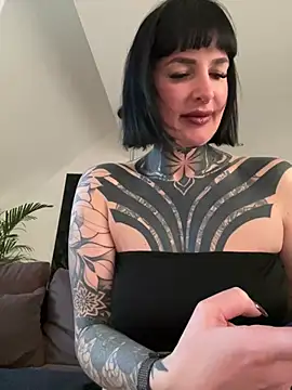 InkedBiitch online show from 21, 3, 2025