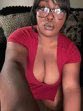 NikkiNoelanii online show from 22, 4, 2026