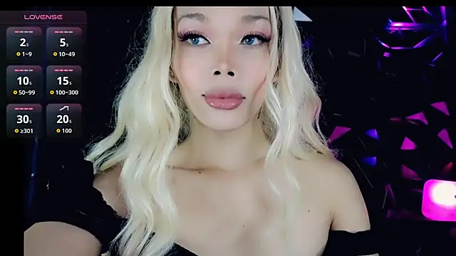 Snapshot of sugar_bbyxx chatting on 3, 10, 2025 sugar bbyxx online show from 3, 10, 2025