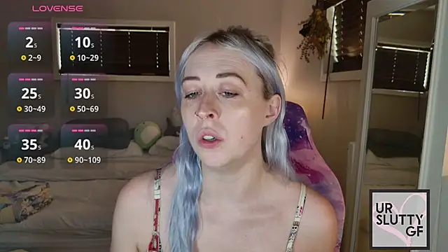 ursluttygf online show from 17, 7, 2026
