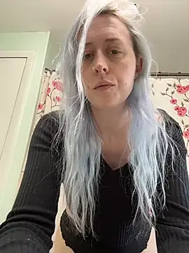 ursluttygf online show from 18, 7, 2026