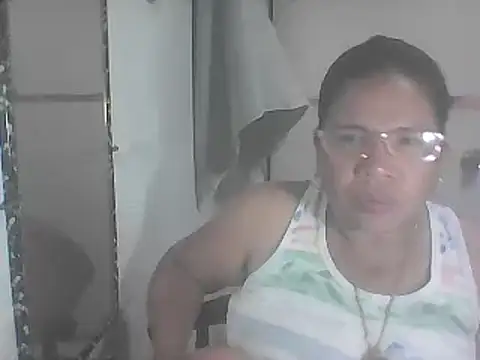 hotwet mama4uxx online show from 4, 3, 2025