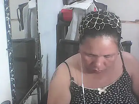 hotwet mama4uxx online show from 10, 2, 2026