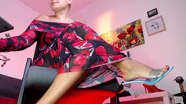 MadameKatrina online show from 6, 1, 2025