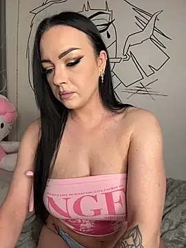 Snapshot of na_dolli chatting on 4, 2, 2025 na dolli online show from 4, 2, 2025