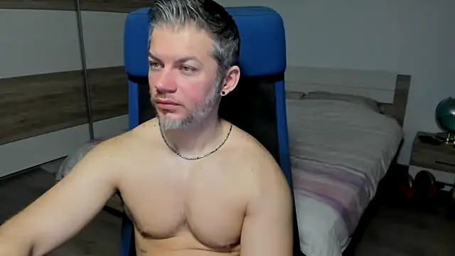 RobbyShawz online show from 1, 2, 2025