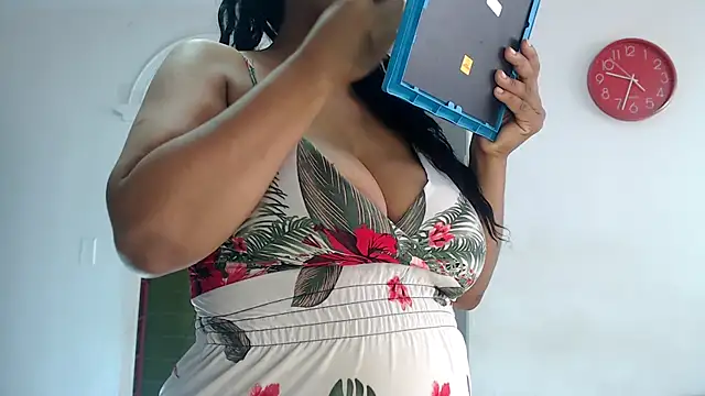 Natashariley1 online show from 7, 5, 2026