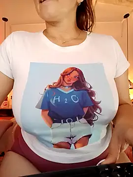 Snapshot of MariaPau_83 chatting on 24, 2, 2025 MariaPau 83 online show from 24, 2, 2025