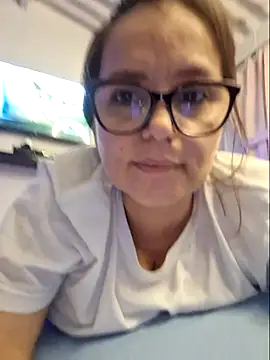 MariaPau 83 online show from 2, 2, 2026