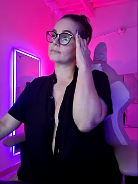 MariaPau 83 online show from 21, 4, 2026