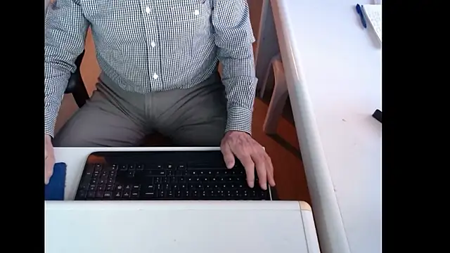 dutchpornking online show from 3, 2, 2026