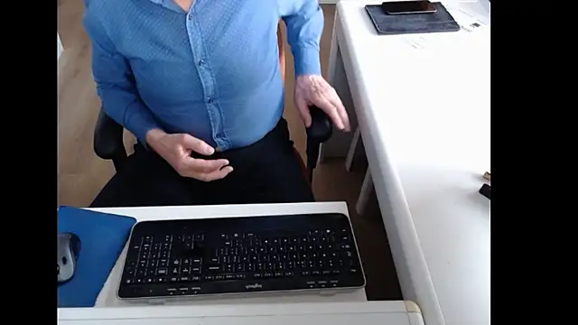 dutchpornking online show from 18, 4, 2026