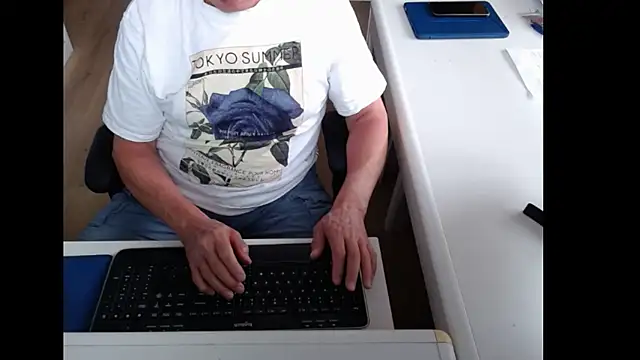 dutchpornking online show from 12, 6, 2026