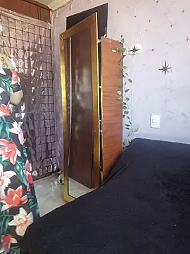 marilyn love6969 online show from 22, 4, 2026