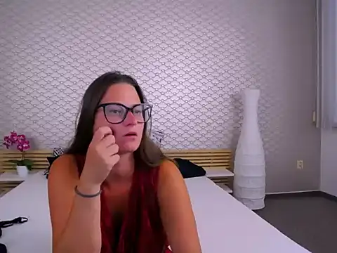 VictoriaCage online show from 1, 7, 2026