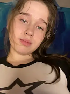 Snapshot of HornyGirlH chatting on 1, 2, 2025 HornyGirlH online show from 1, 2, 2025