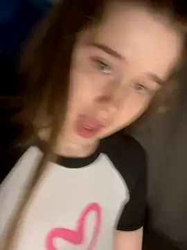 Snapshot of HornyGirlH chatting on 11, 9, 2025 HornyGirlH online show from 11, 9, 2025