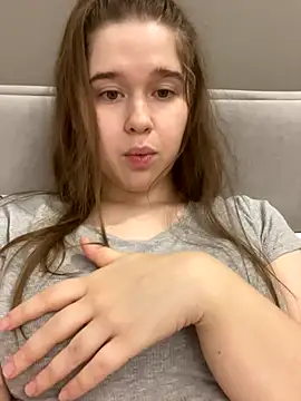 Snapshot of HornyGirlH chatting on 30, 11, 2025 HornyGirlH online show from 30, 11, 2025