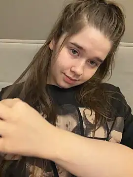 HornyGirlH online show from 28, 3, 2026