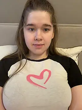 HornyGirlH online show from 24, 4, 2026