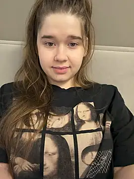 HornyGirlH online show from 28, 4, 2026