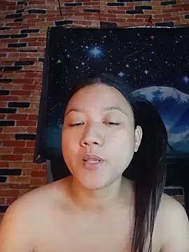 Snapshot of Urchanel chatting on 16, 5, 2026 Urchanel online show from 16, 5, 2026