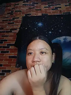 Snapshot of Urchanel chatting on 6, 6, 2026 Urchanel online show from 6, 6, 2026