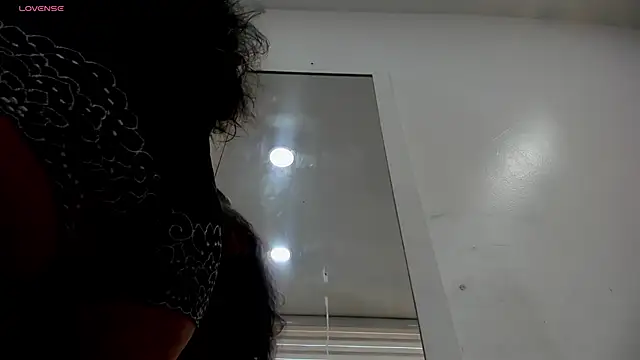 Snapshot of moxa_hot chatting on 26, 9, 2025 moxa hot online show from 26, 9, 2025