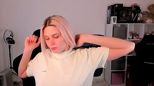 hotblonds online show from 23, 11, 2025