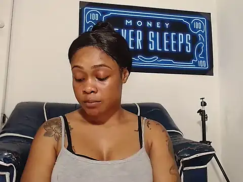 alexiaao9 online show from 21, 4, 2026