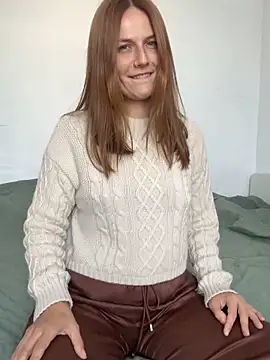 BritneyHall online show from 29, 4, 2026