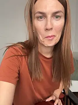 BritneyHall online show from 1, 6, 2026