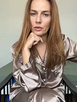 BritneyHall online show from 29, 7, 2026