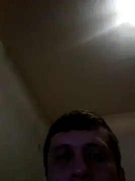 Snapshot of landy20cm chatting on 4, 12, 2024 landy20cm online show from 4, 12, 2024