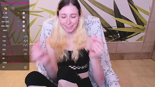 Snapshot of fleximona chatting on 29, 12, 2024 fleximona online show from 29, 12, 2024