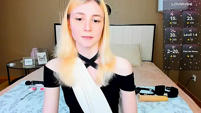 Snapshot of fleximona chatting on 11, 10, 2025 fleximona online show from 11, 10, 2025