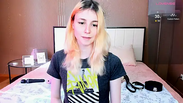 Snapshot of fleximona chatting on 17, 10, 2025 fleximona online show from 17, 10, 2025