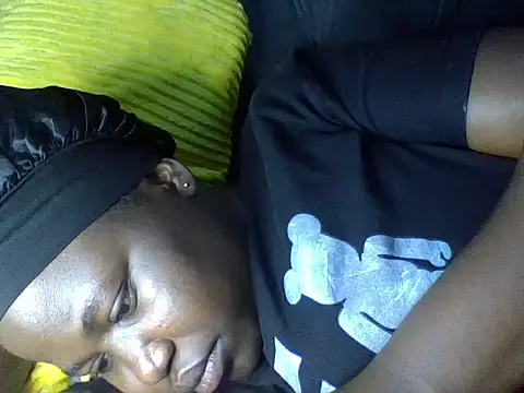 cute-marianna online show from 13, 10, 2025