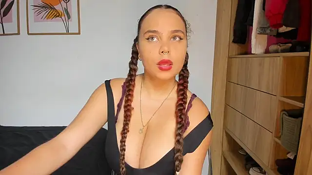 Ash milk online show from 29, 4, 2026