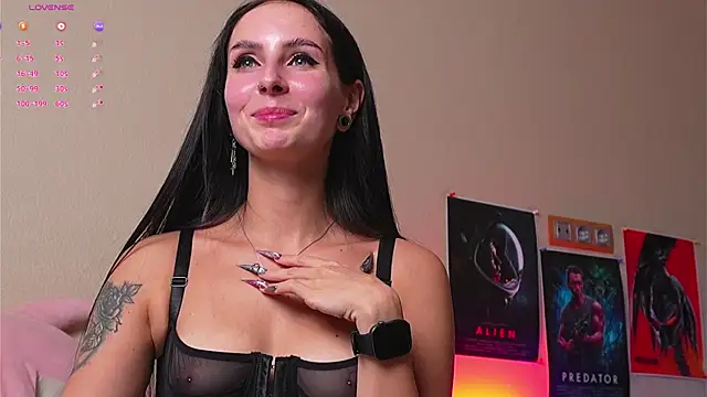 Snapshot of YaraAveiri chatting on 29, 11, 2025 YaraAveiri online show from 29, 11, 2025