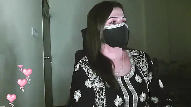 Snapshot of Cute_Sonii chatting on 5, 8, 2026 Cute Sonii online show from 5, 8, 2026