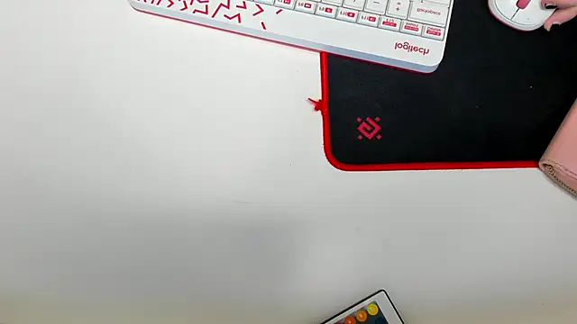 EffieMinki online show from 22, 4, 2026