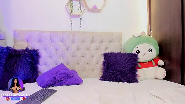 Snapshot of mariam_hill chatting on 14, 3, 2025 mariam hill online show from 14, 3, 2025